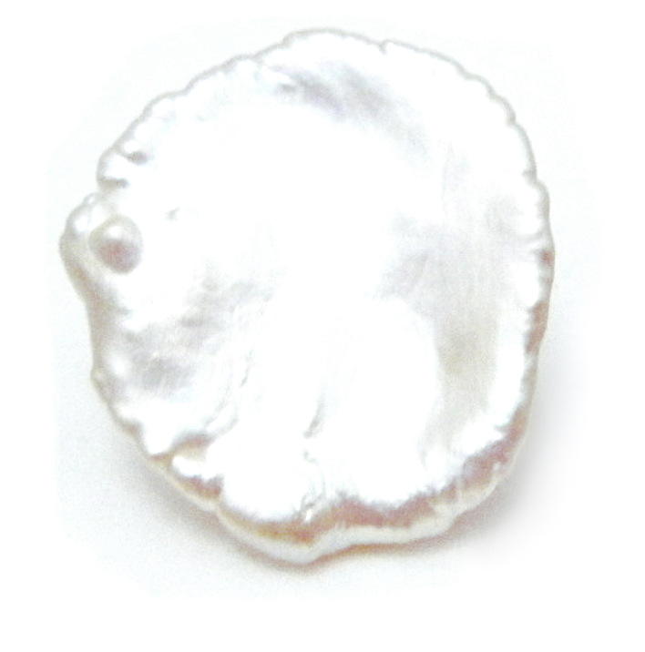 White Enormous Petal Keishi Pearl